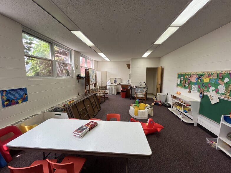 More Photos Of 2709 116th St, Toledo Religious Facility For Sale