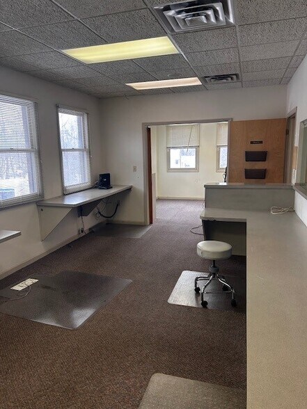 More Photos Of 59 E Mill Rd, Long Valley Office For Lease