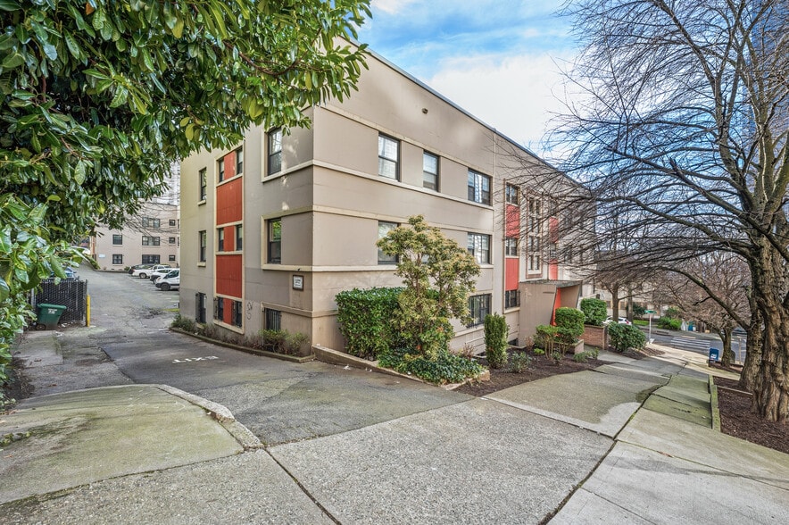 More Photos Of 804 James St, Seattle Apartments For Sale