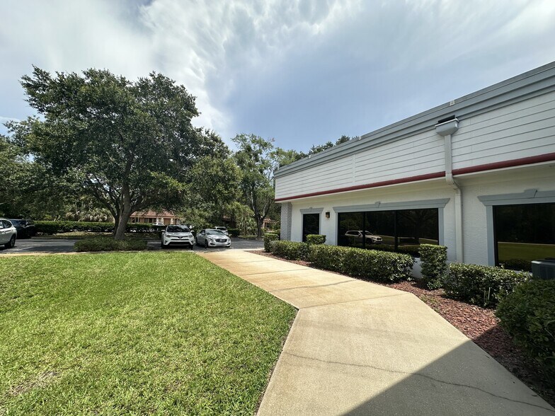 More Photos Of 1825 Business Park Blvd, Daytona Beach Office For Lease