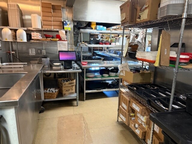 More Photos Of 1964 W Foothill Blvd, Upland Restaurant For Lease