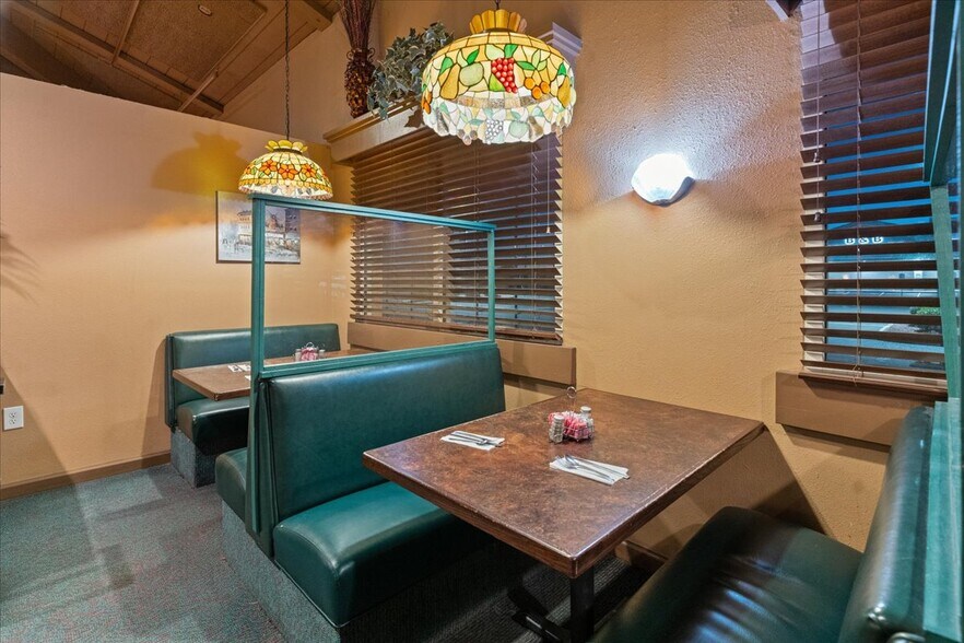 More Photos Of 12555 W Bell Rd, Surprise Restaurant For Sale