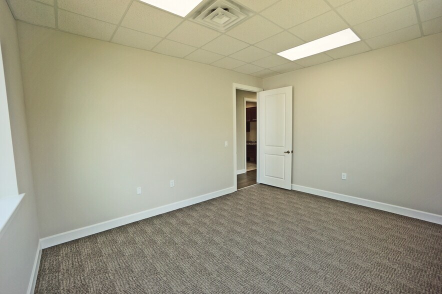 More Photos Of 23410 Grand Reserve Dr, Katy Medical For Lease