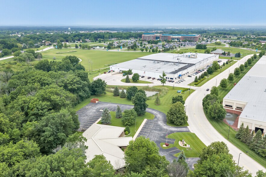 More Photos Of 2980 Walker Dr, Green Bay Office For Sale