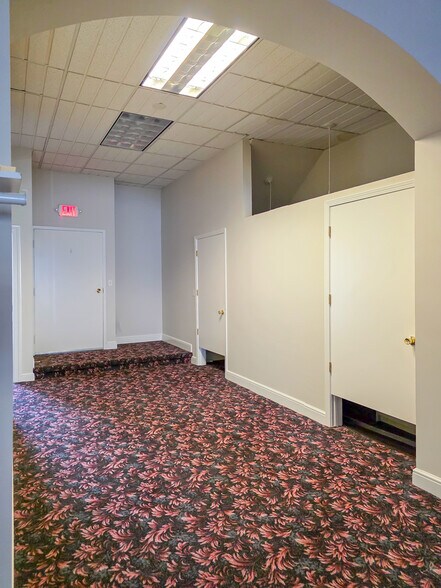 More Photos Of 8 E Front St, Monroe Storefront Retail Residential For Sale
