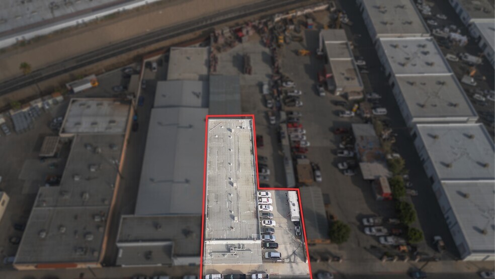 More Photos Of 661 Arroyo St, San Fernando Manufacturing For Lease