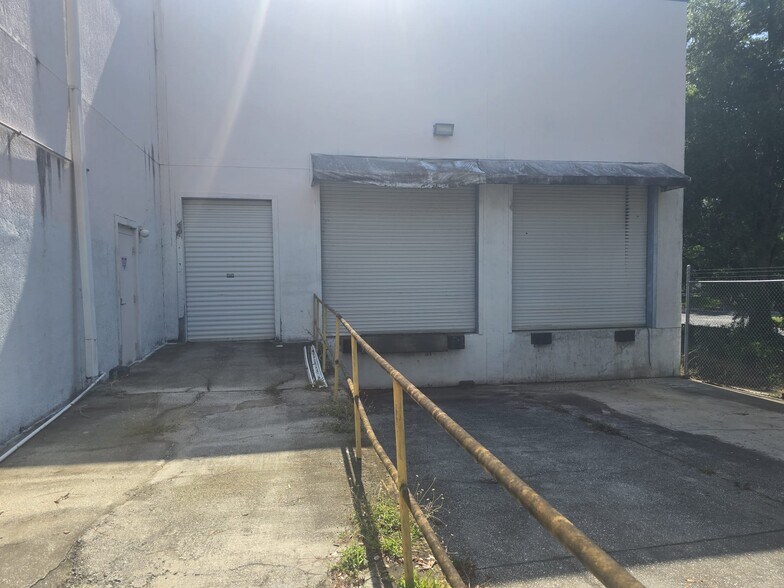 More Photos Of 107 Commerce St, Lake Mary Flex For Sale