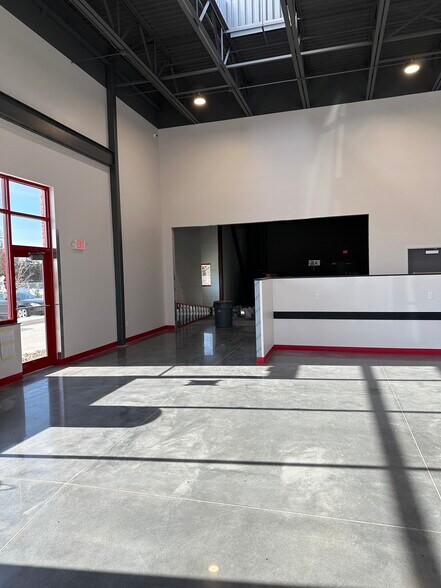 More Photos Of 3310 Platte Rd, Grand Island Truck Stop For Lease