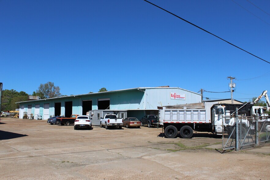 More Photos Of 457 Us-49 S, Jackson Warehouse For Lease