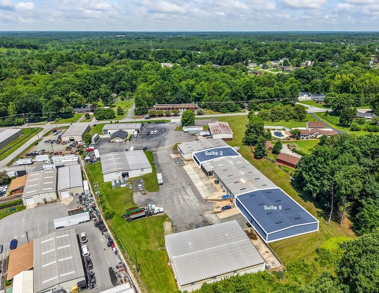 More Photos Of 10490 N NC Highway 150, Clemmons Flex For Sale