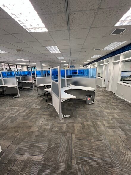 More Photos Of 1751 Mound St, Sarasota Office For Lease