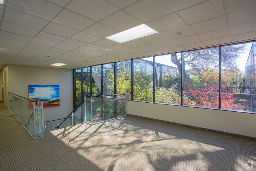 More Photos Of 1230 River Bend Dr, Dallas Unknown For Lease