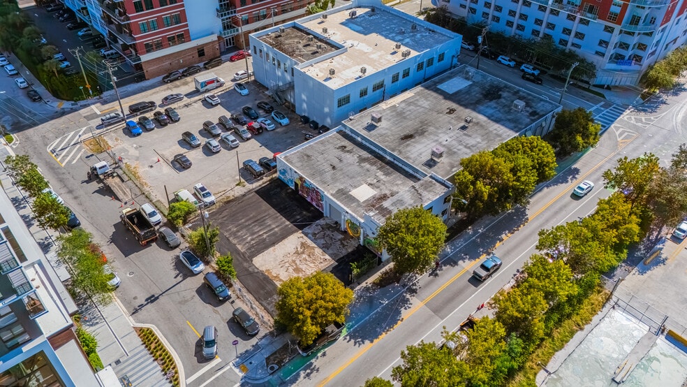 More Photos Of 1731 N Miami Ave, Miami General Retail For Lease