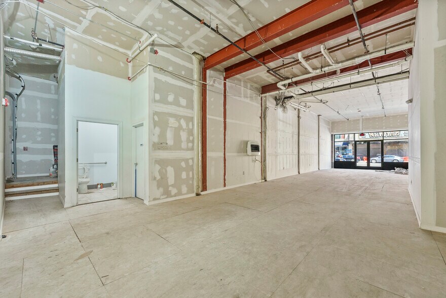 More Photos Of 196-198 Market St, Newark Apartments For Lease