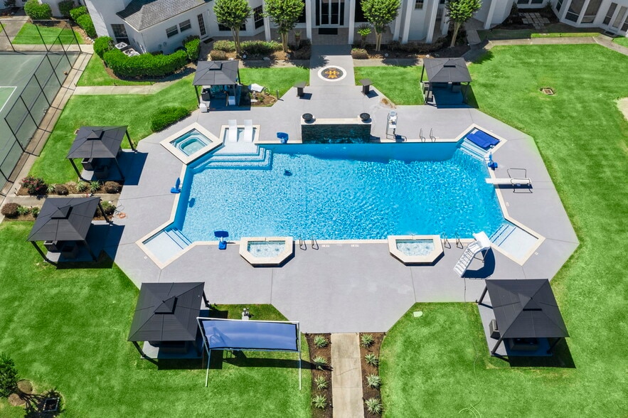 More Photos Of 19525 Doerre Rd, Spring Lodge Meeting Hall For Sale