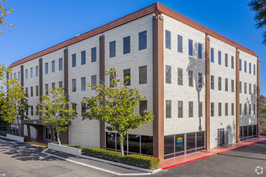 Primary Photo Of 550 W Vista Way, Vista Office For Lease