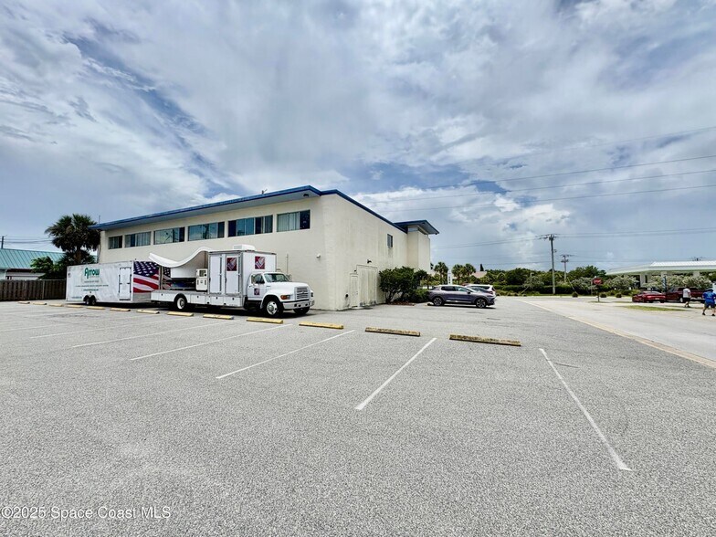 More Photos Of 7980 N Atlantic Ave, Cape Canaveral Office For Sale