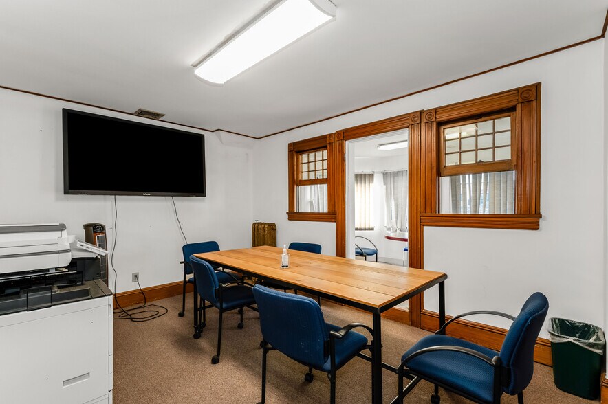 More Photos Of 294 Union St, Hackensack Office For Sale