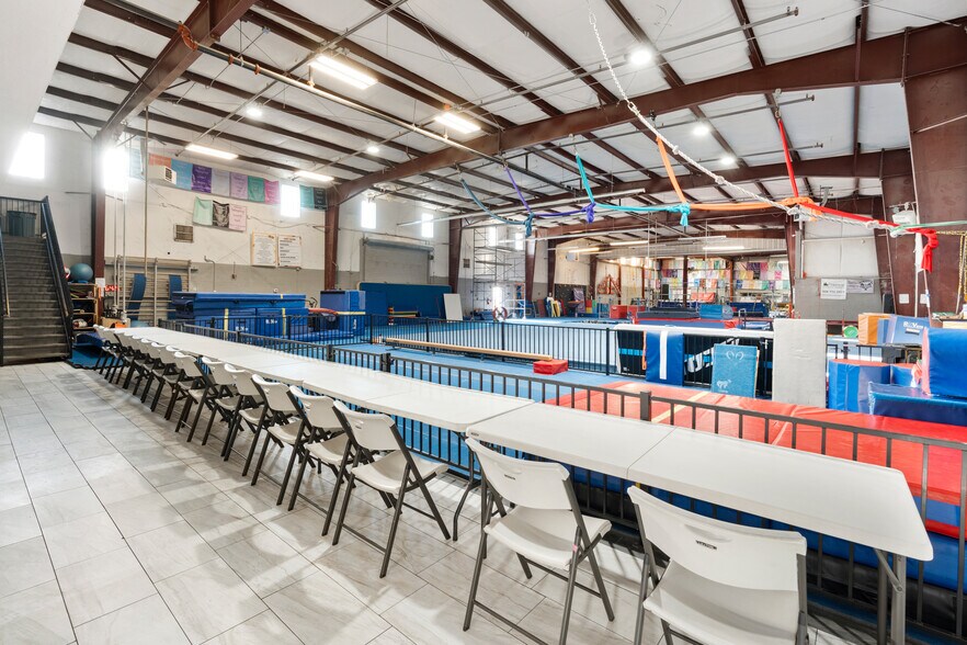 More Photos Of 7175 E 2nd St, Prescott Valley Warehouse For Sale