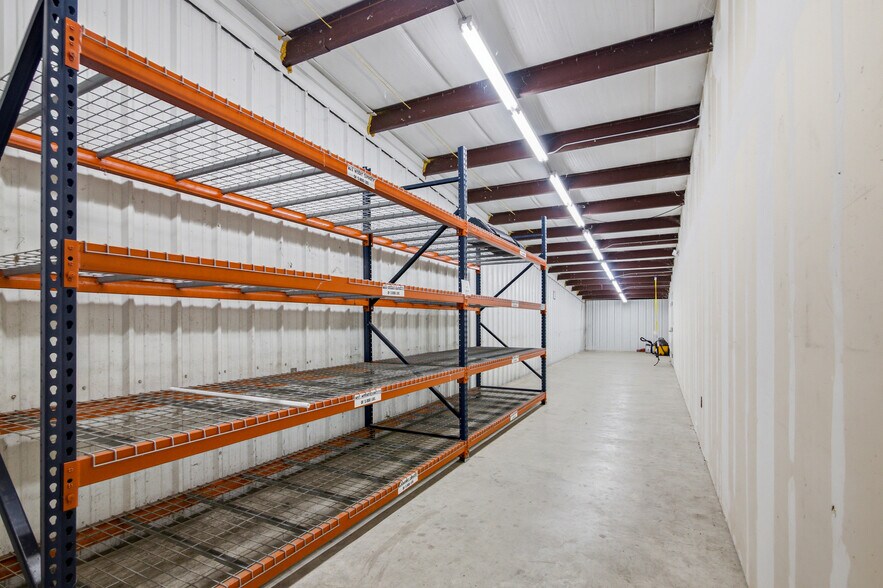 More Photos Of 8316 Lone Tree Rd, Victoria Industrial For Sale