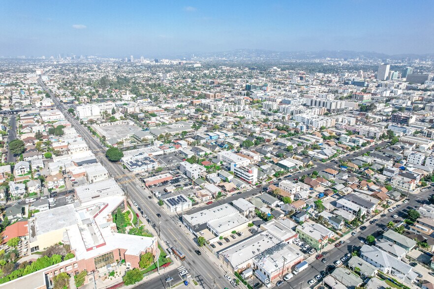 More Photos Of 1229 S Kingsley Dr, Los Angeles Apartments For Sale