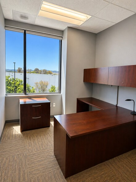 More Photos Of 2 Wrigley Ave, Irvine Coworking Space