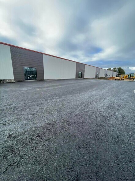 More Photos Of 331 Aviation Way, Frederick Light Manufacturing For Lease