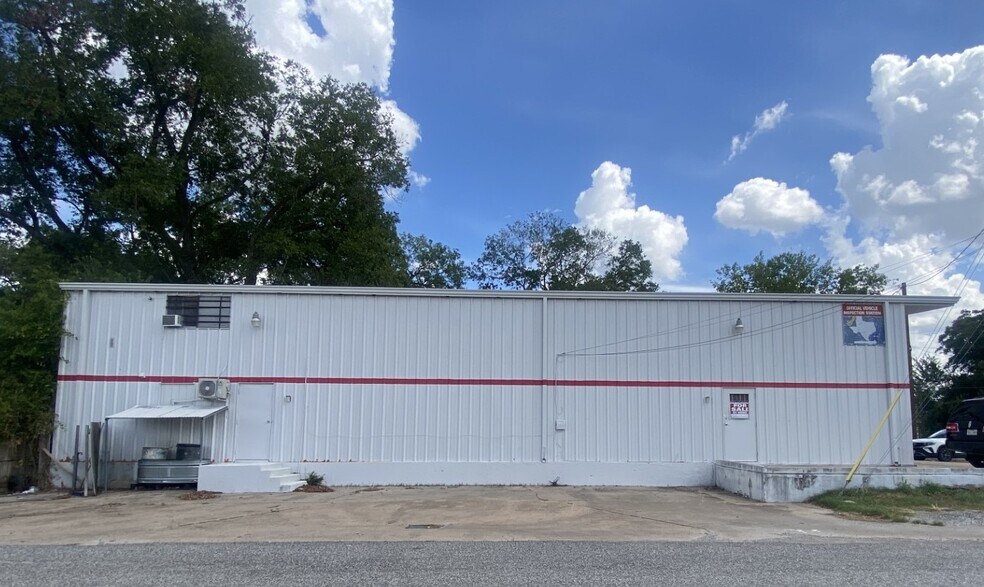 More Photos Of 3701 Parker Rd, Houston Auto Repair For Sale