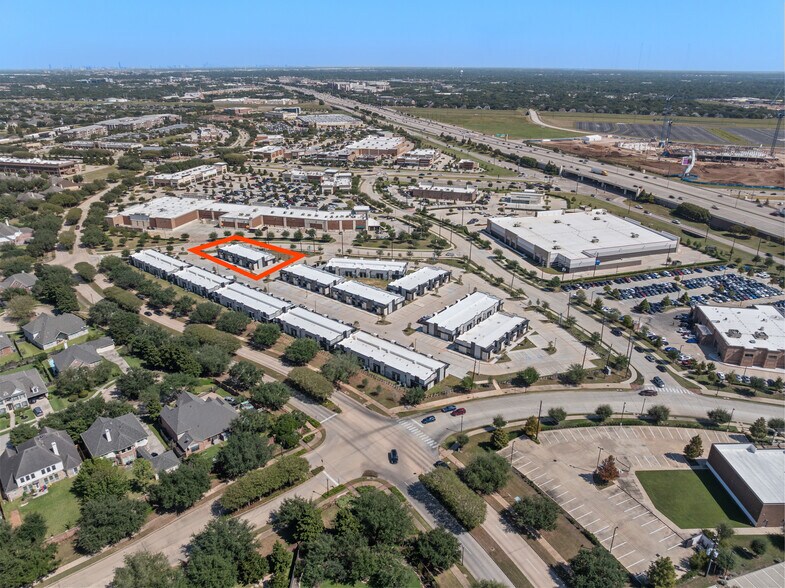 More Photos Of 7102 Tarrington Ave, Sugar Land Medical For Sale