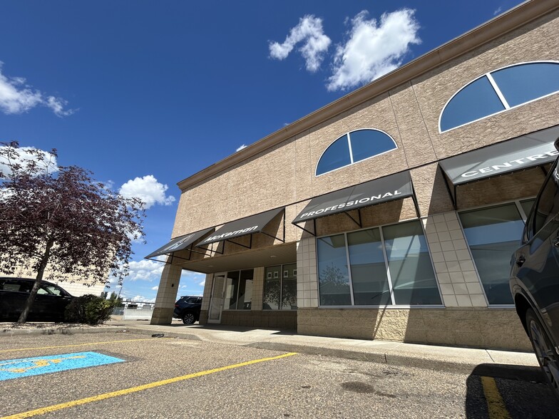 More Photos Of 16844-16880 111 Av NW, Edmonton Office For Sale