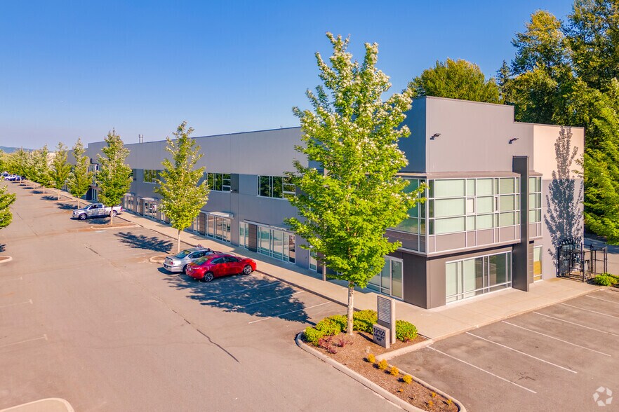 More Photos Of 19100 Airport Way, Pitt Meadows Warehouse For Lease