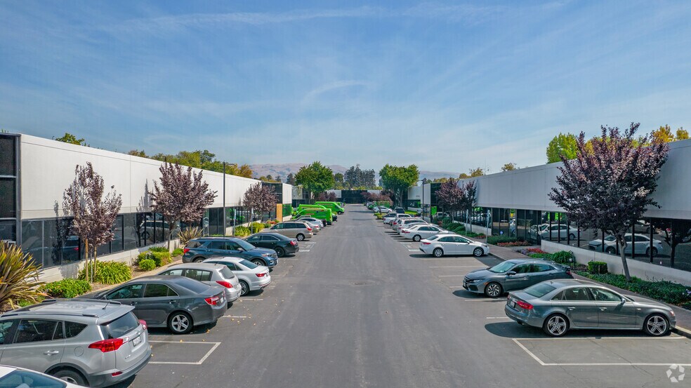 More Photos Of 2360 Qume Dr, San Jose Flex For Lease