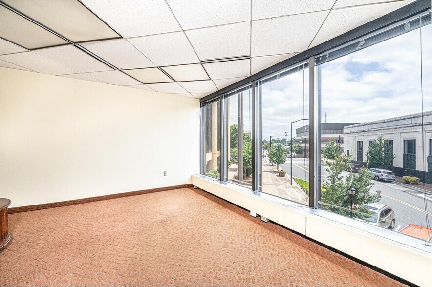 More Photos Of 200 1st Ave NW, Hickory Office For Sale