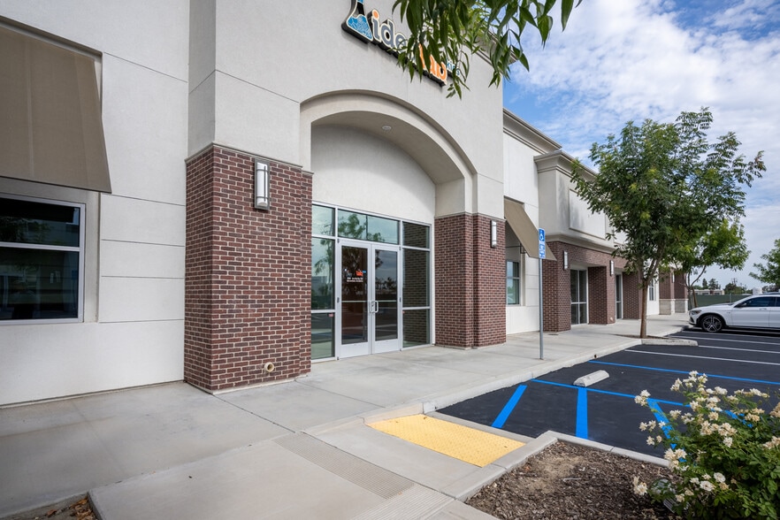 More Photos Of 3559 Allen Rd, Bakersfield Medical For Sale