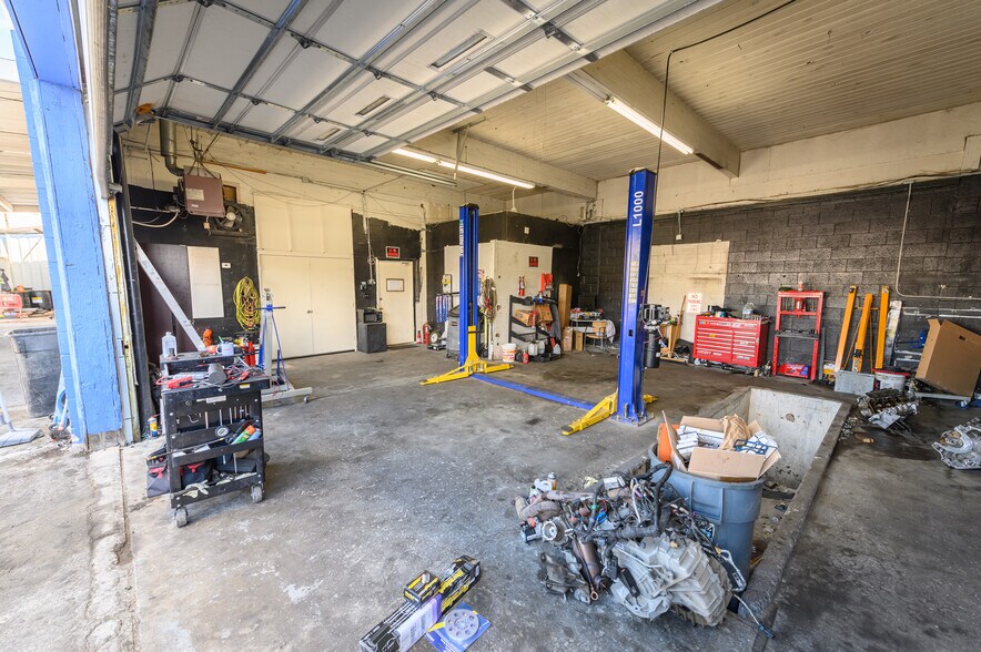More Photos Of 295 Kietzke Ln, Reno General Retail For Lease