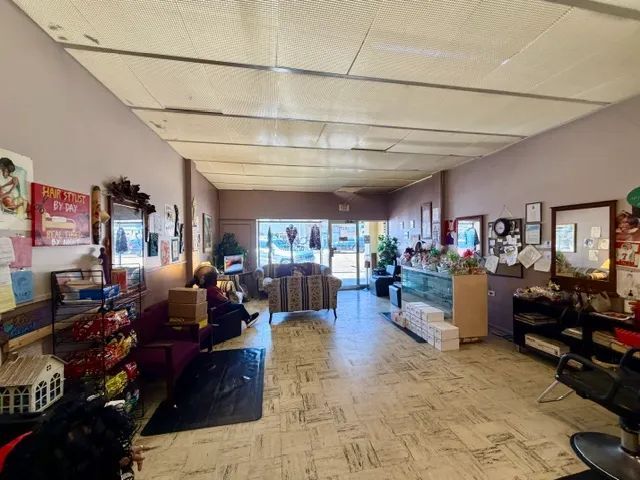 More Photos Of 219-225 State St, Mccomb Storefront For Sale