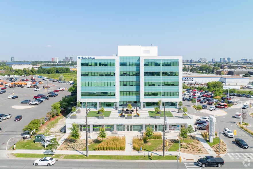 More Photos Of 520 Ellesmere Rd, Toronto Medical For Lease