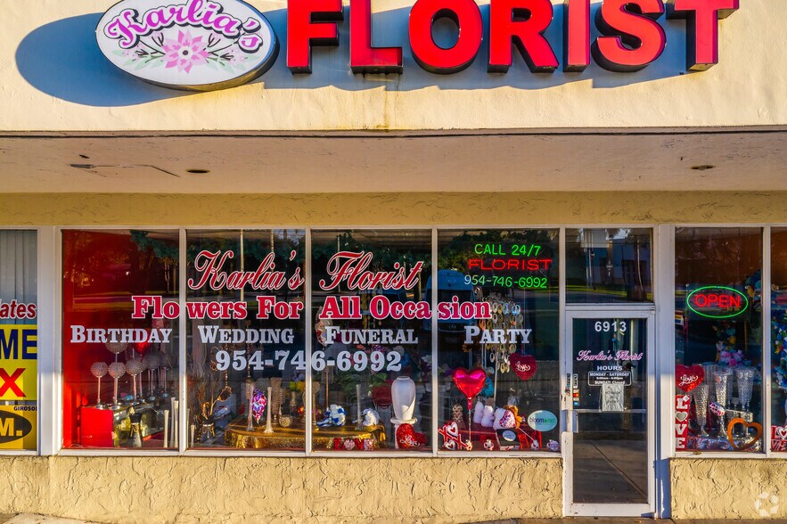 More Photos Of 6811-6969 Sunset Strip, Sunrise Unknown For Lease