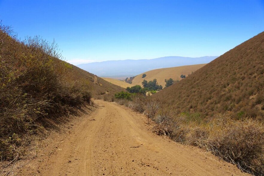 More Photos Of 32800 Johnson Canyon Rd, Gonzales Land For Sale