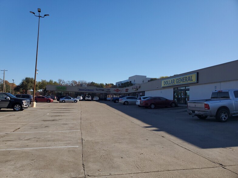 More Photos Of 8786 Ferguson Rd, Dallas General Retail For Lease