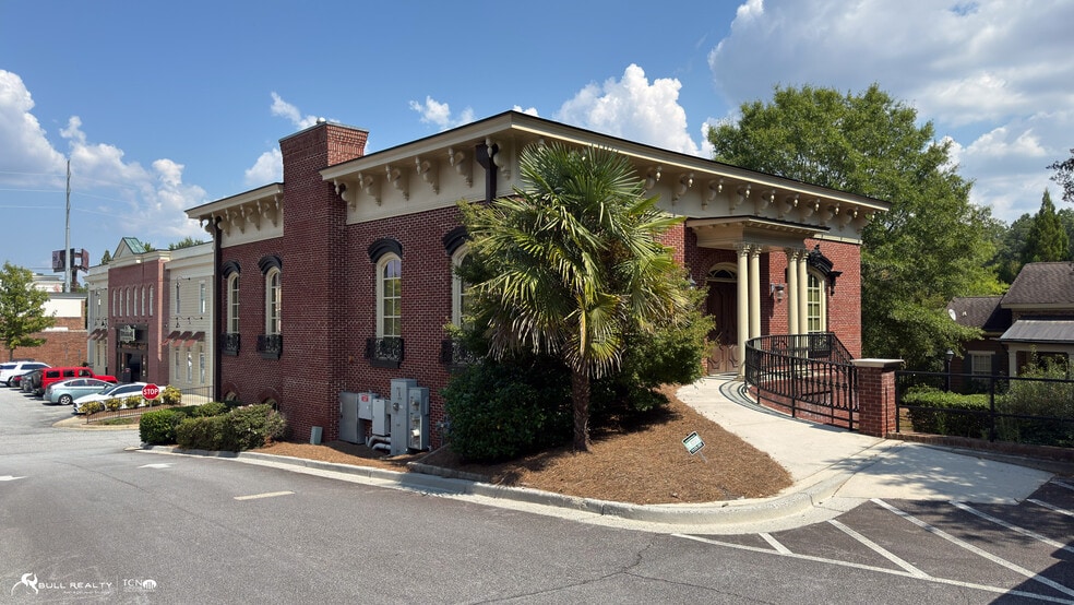 More Photos Of 8450 Holcomb Bridge Rd, Alpharetta Office For Sale