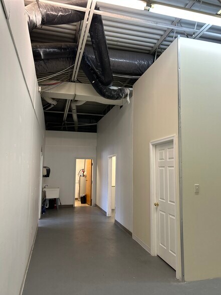 More Photos Of 37 Industrial Blvd, Paoli Light Manufacturing For Sale