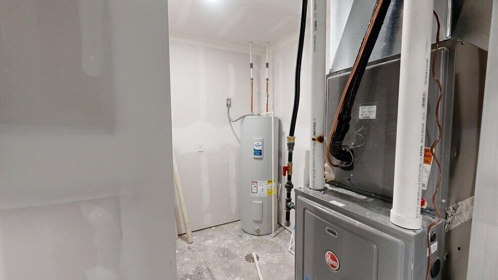 More Photos Of 3734 Crescent Lake Rd, Billings Warehouse For Sale