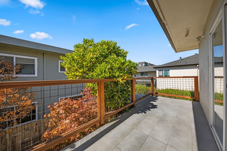 More Photos Of 620 Masonic Way, Belmont Apartments For Sale