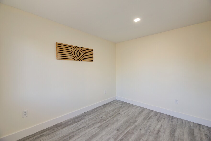 More Photos Of 742 NW 70th St, Miami Apartments For Sale