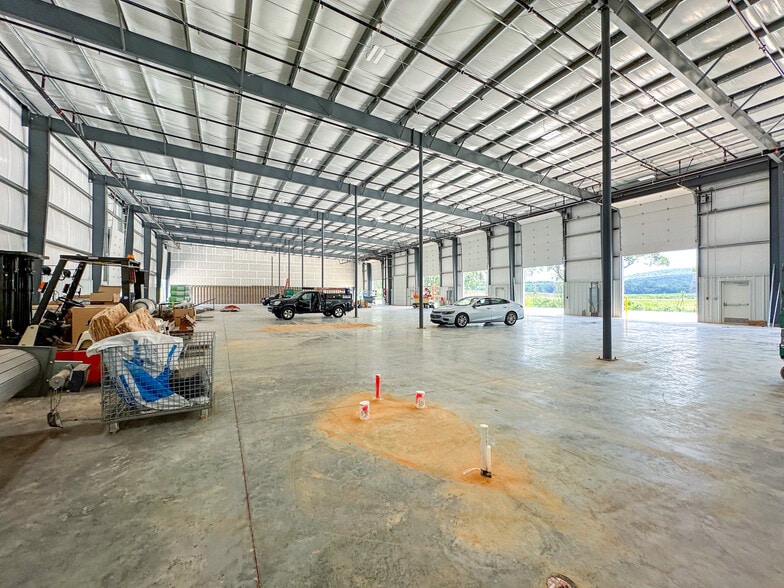 More Photos Of 2000 Bob Wade NW ln, Huntsville Warehouse For Lease