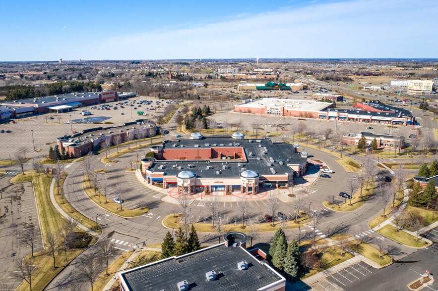 More Photos Of 8348-8362 Tamarack Vlg, Woodbury Unknown For Lease