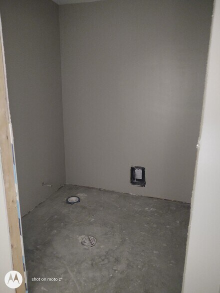 More Photos Of 801 Jane St, Casper Industrial For Lease