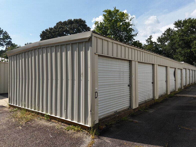 More Photos Of 404 S Boulevard Dr, Bainbridge Industrial For Sale