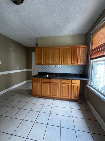 More Photos Of 57 Bassett St, New Haven Multifamily For Sale